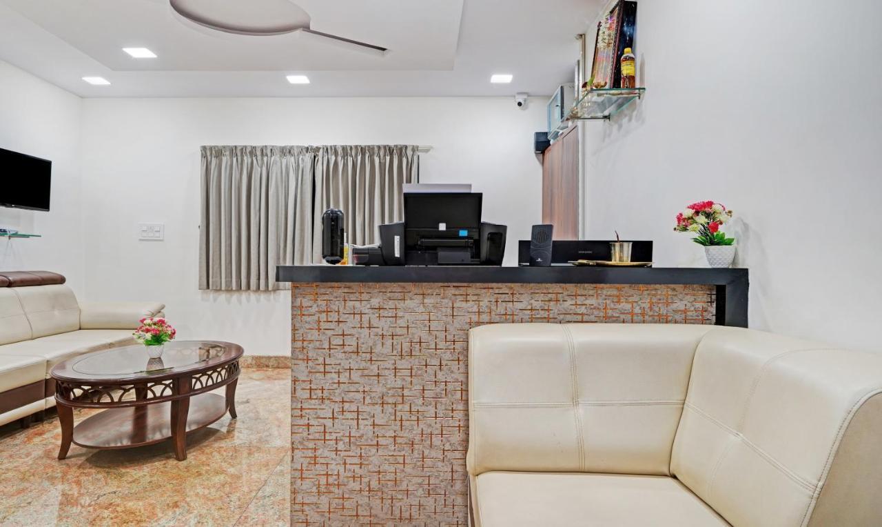 J C Comforts Hotel บังกาลอร์ ภายนอก รูปภาพ